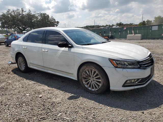 2016 VOLKSWAGEN PASSAT SE - 1VWBS7A36GC067647