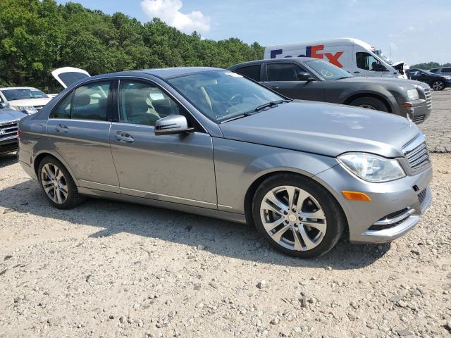 VIN WDDGF4HB7DA769319 2013 Mercedes-Benz C-Class, 250 no.4