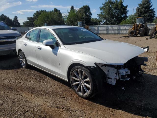 VIN 7JRA22TK1LG066271 2020 Volvo S60, T6 Momentum no.4