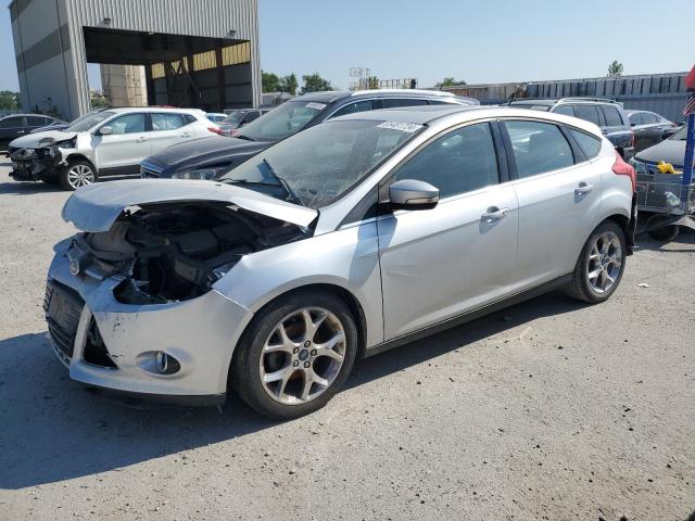 VIN 1FADP3N27DL115794 2013 Ford Focus, Titanium no.1