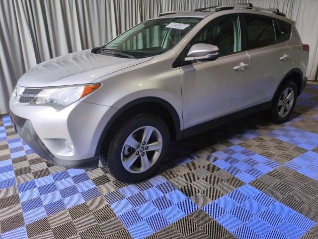 VIN 2T3RFREV1FW256747 2015 Toyota RAV4, Xle no.1