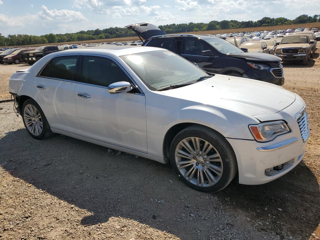 Lot #2789590221 2011 CHRYSLER 300 LIMITE