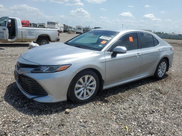 VIN 4T1B11HK3JU588967 2018 Toyota Camry, L no.1