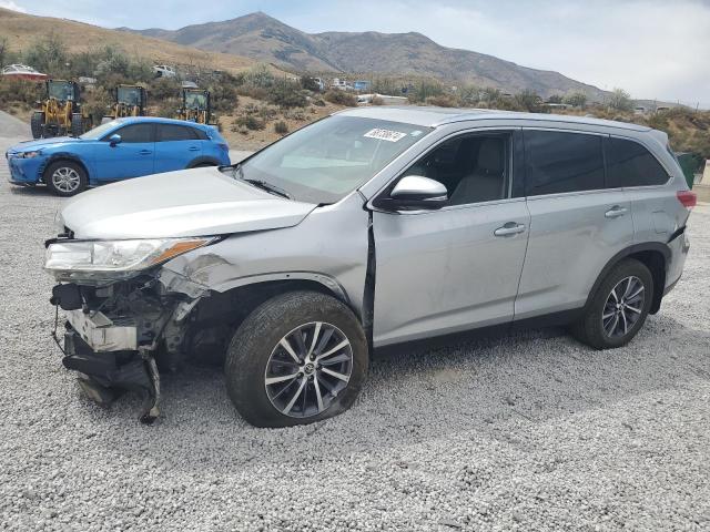 TOYOTA HIGHLANDER 2019 silver  gas 5TDJZRFH4KS597911 photo #1