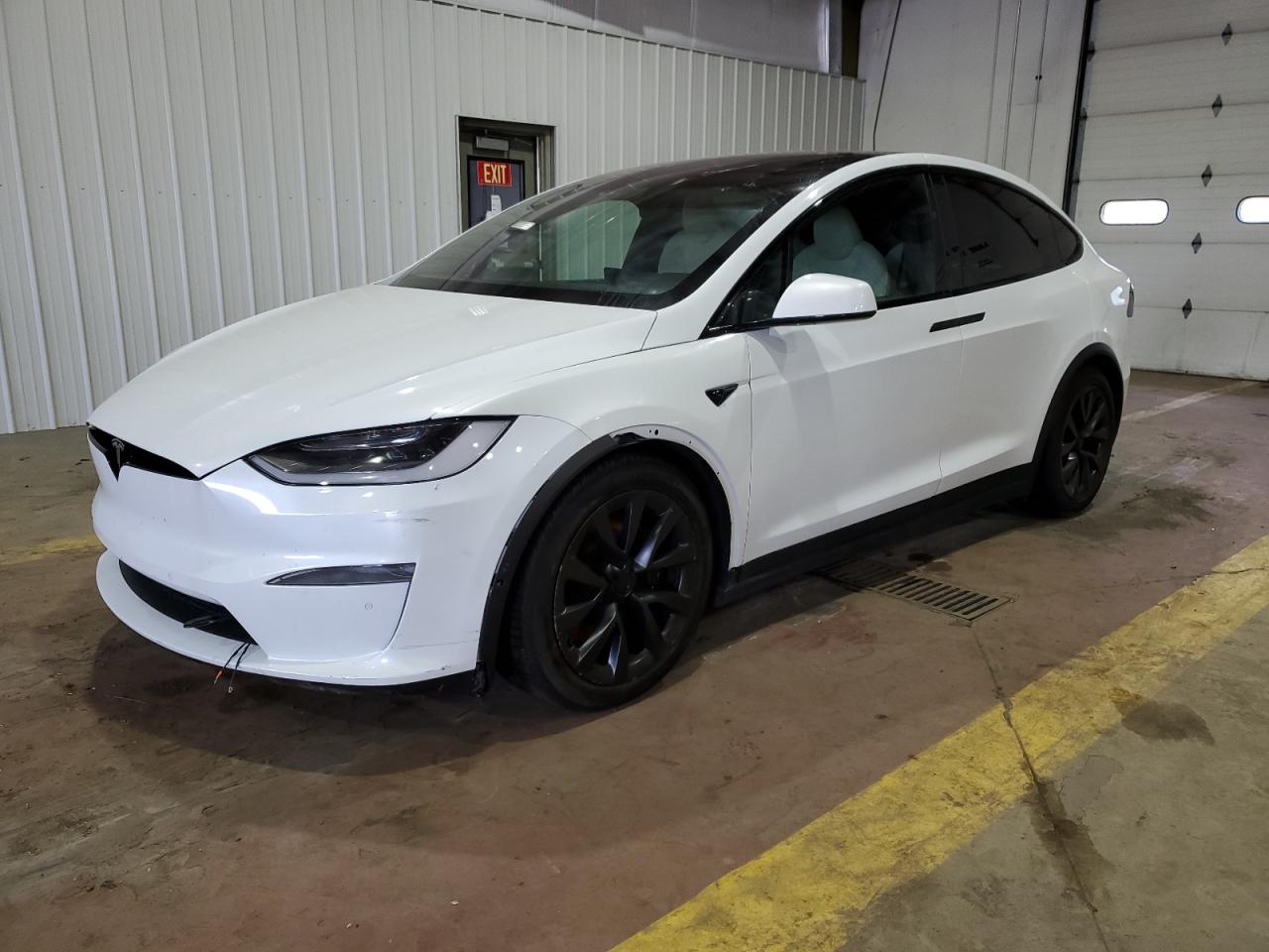 TESLA MODEL X