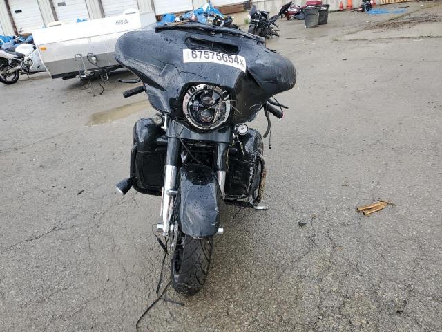 2017 HARLEY-DAVIDSON FLHXSE CVO 1HD1PXF11HB960502