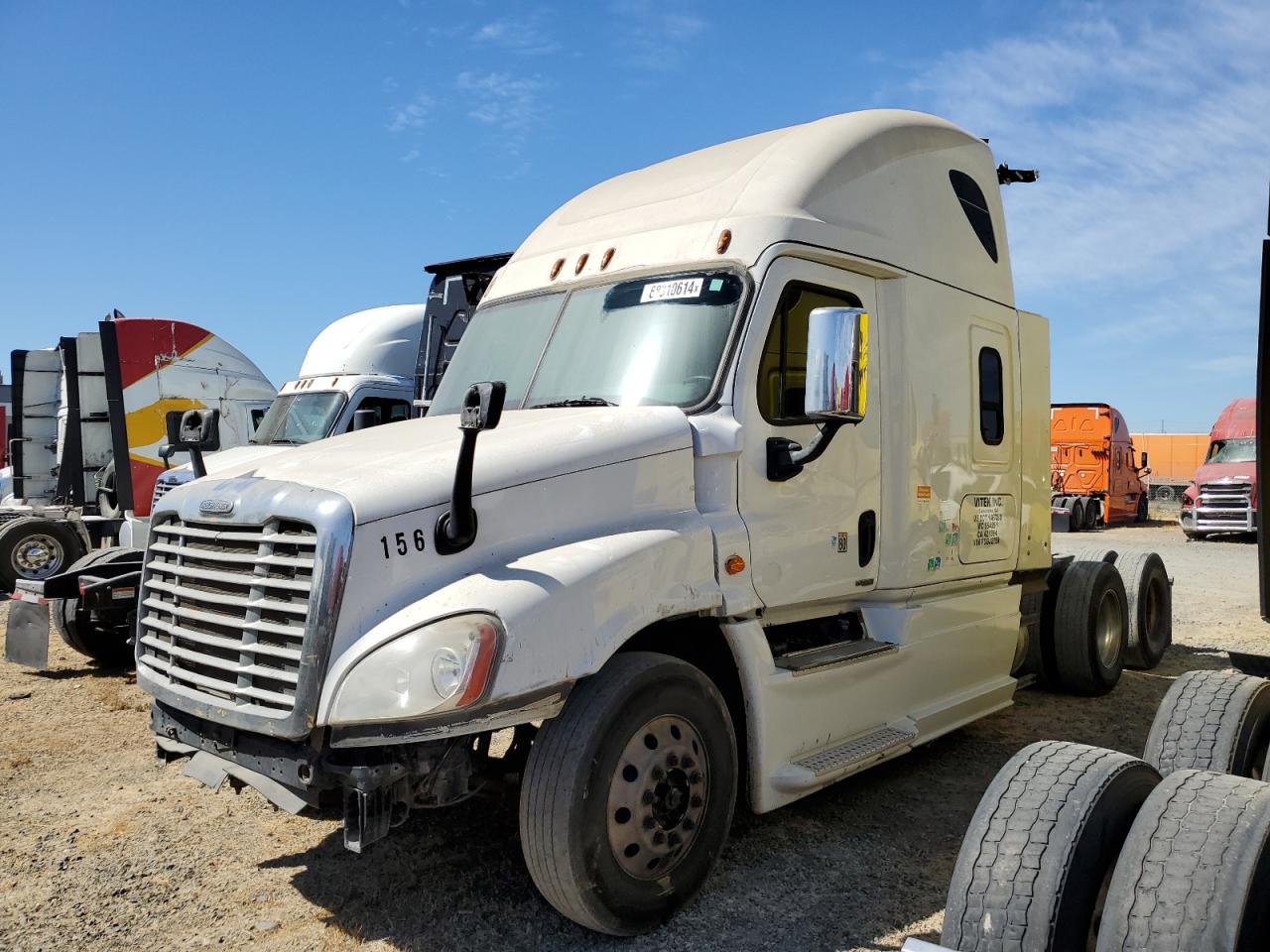 Lot #2902634236 2015 FREIGHTLINER CASCADIA 1