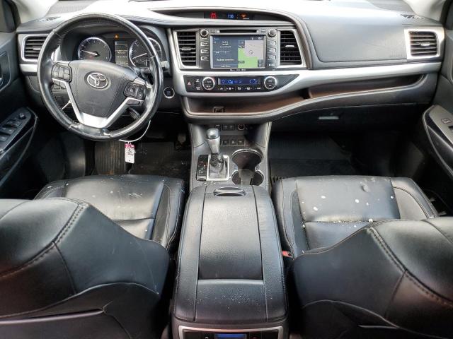 VIN 5TDJZRFH3JS899091 2018 Toyota Highlander, SE no.8