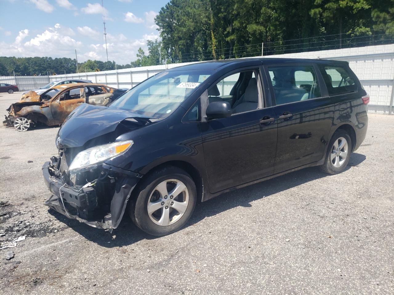 5TDZZ3DC1HS852238 TOYOTA SIENNA 2017