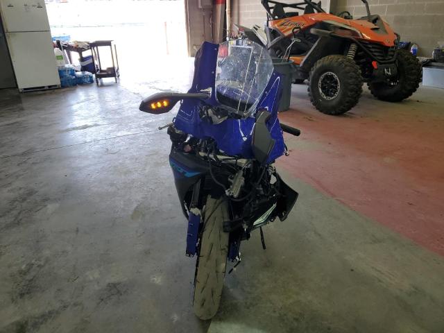 YAMAHA YZFR1 2024 blue  gas JYARN66E0RA003904 photo #3