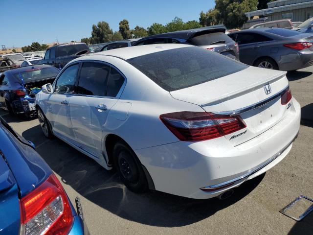 VIN 1HGCR3F92HA003404 2017 Honda Accord, Touring no.2