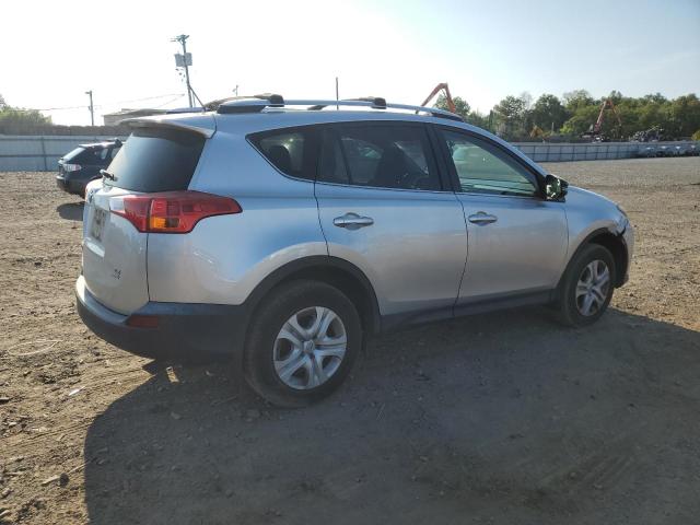 JTMBFREV4FD152431 Toyota Rav4 Le 2015