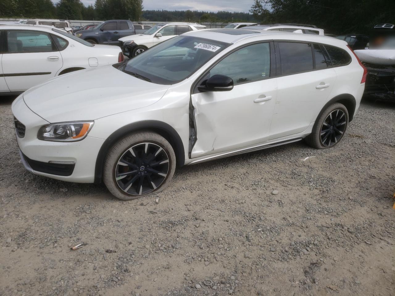 YV440MWK1J2051771 VOLVO V60 CROSS 2018