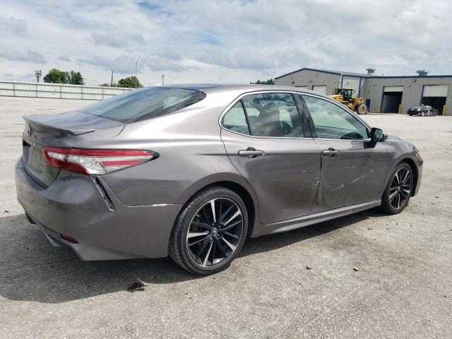 VIN 4T1B61HKXJU121434 2018 Toyota Camry, Xse no.3