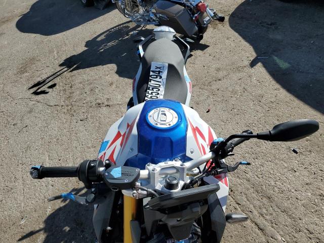 2024 BMW F 900 R WB10K1307R6K16463