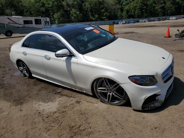 VIN WDDZF4JB3KA509340 2019 Mercedes-Benz E-Class, 300 no.4