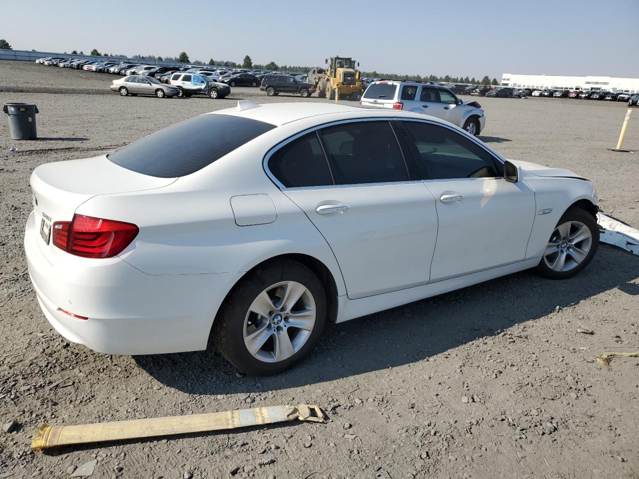 BMW 528 XI 2013 white  gas WBAXH5C55DD115202 photo #4