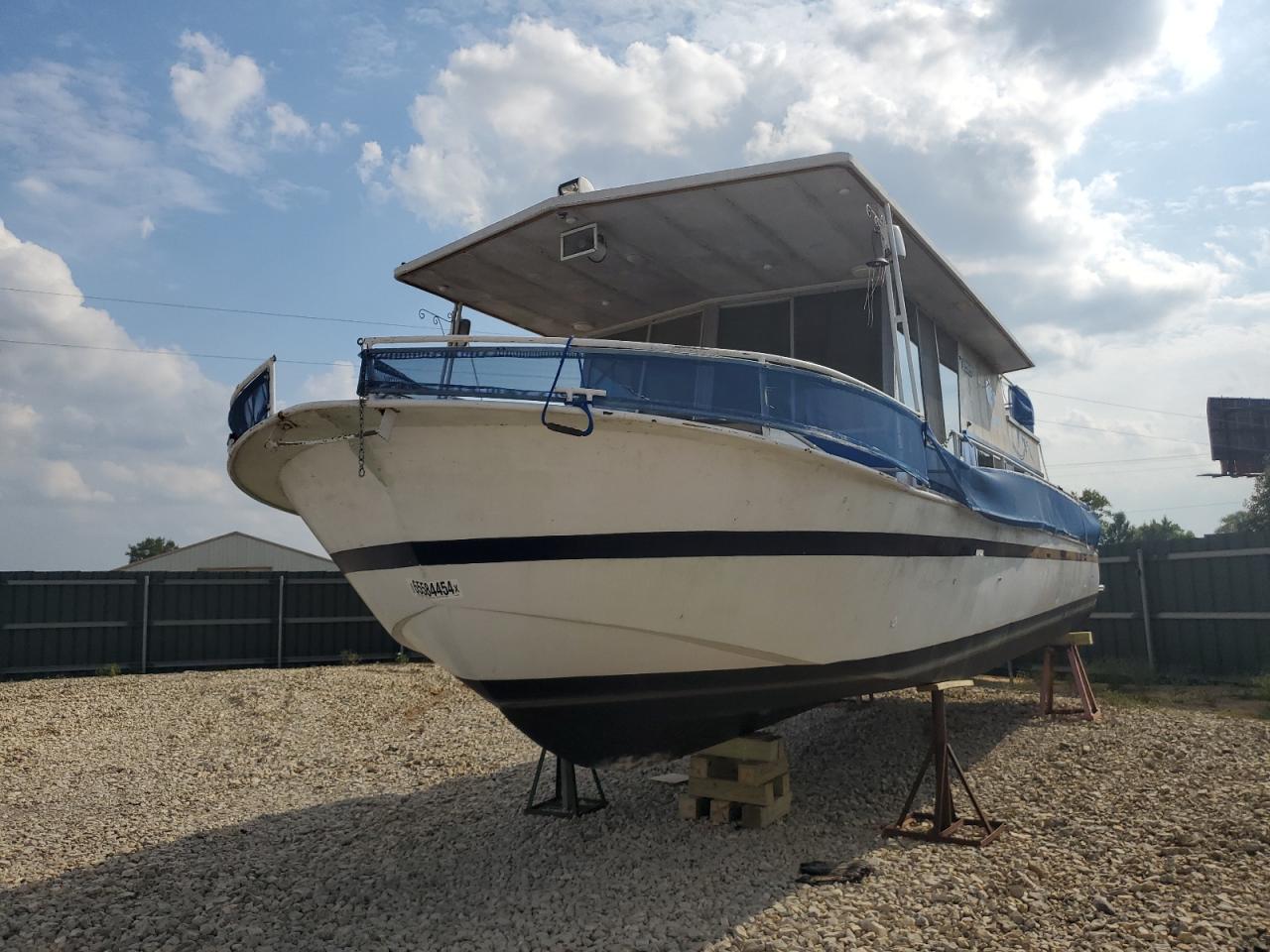 Lot #2828653041 1969 BOAT OTHER