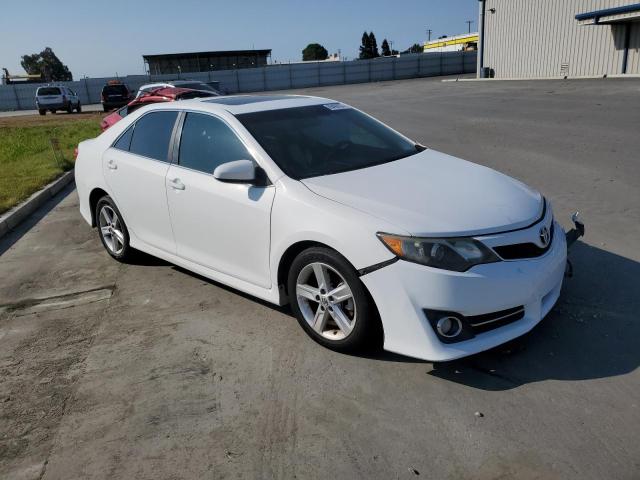 VIN 4T1BF1FK2DU723834 2013 Toyota Camry, L no.4