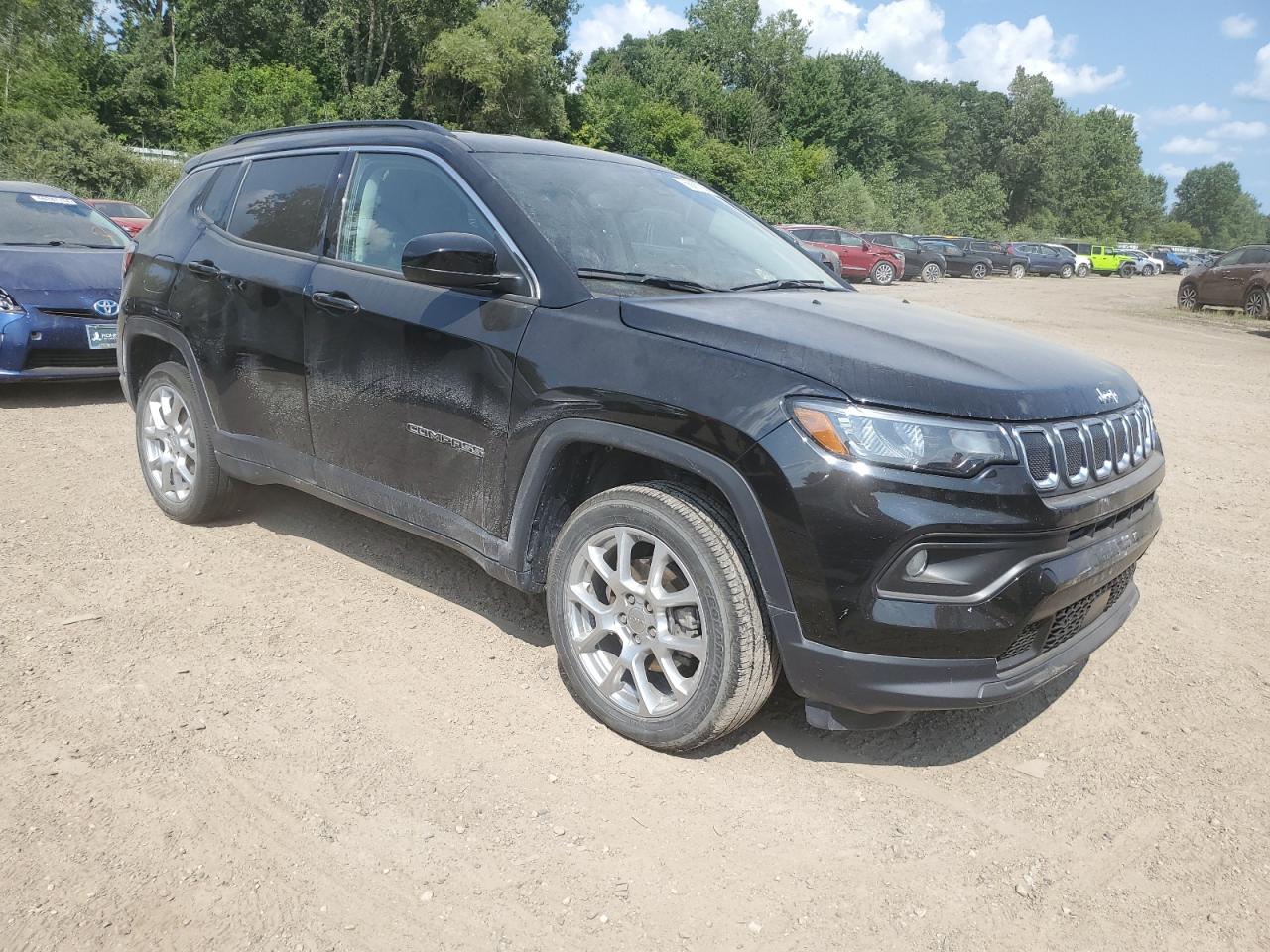 Lot #2879168021 2022 JEEP COMPASS LA