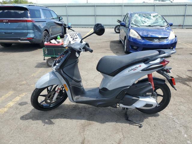 PIAGGIO LIBERTY 15 2023 gray  gas ZAPM898G2P7004695 photo #4