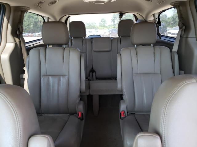 2016 CHRYSLER TOWN & COU - 2C4RC1BGXGR207607
