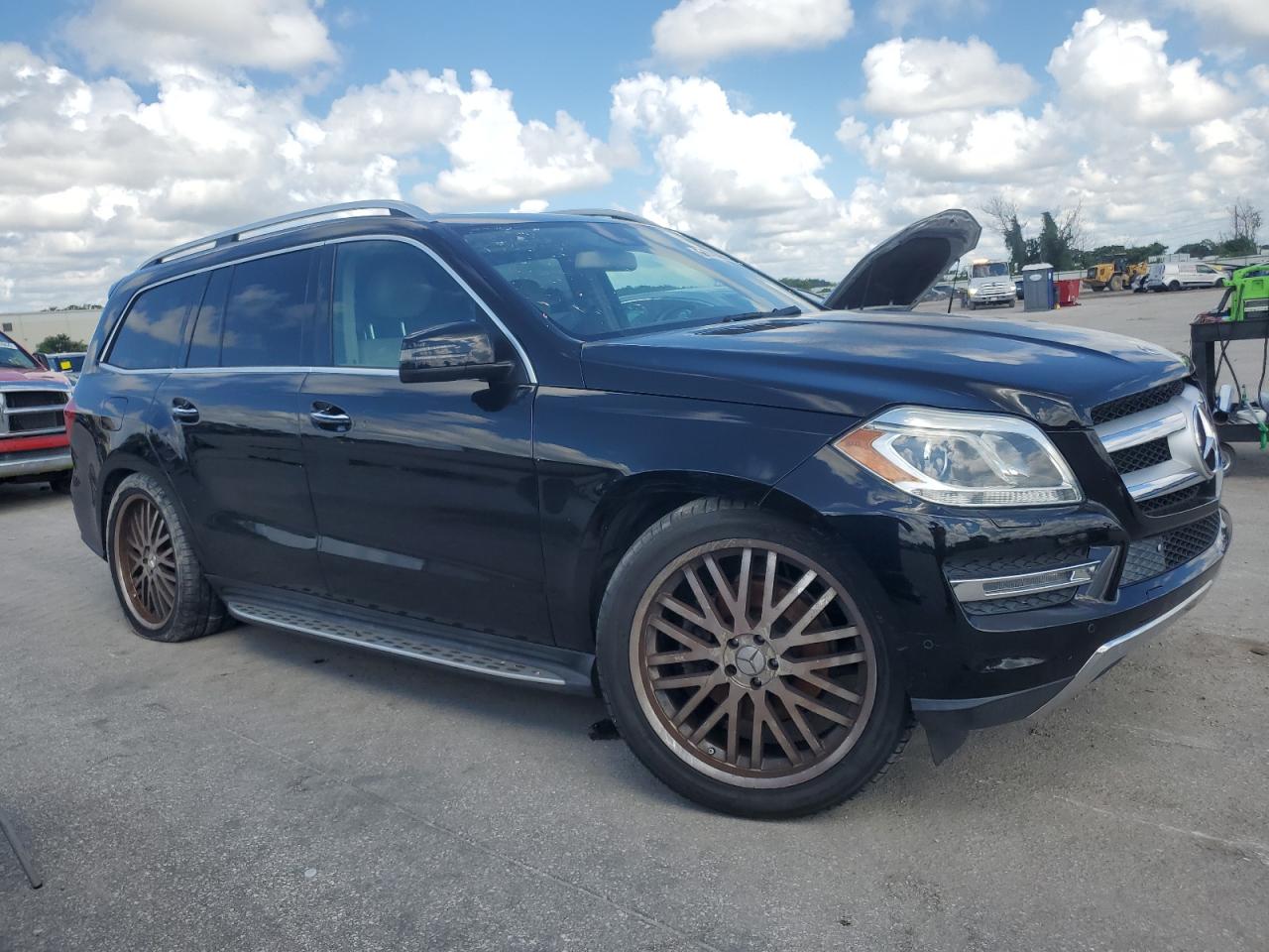 Lot #2809210192 2015 MERCEDES-BENZ GL 450 4MA