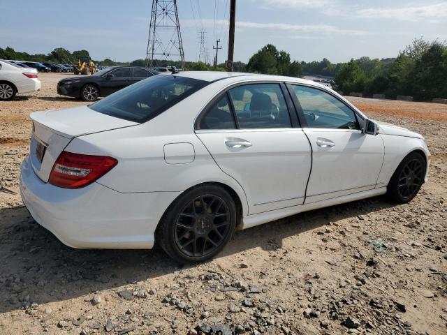 VIN WDDGF4HB0EA944639 2014 Mercedes-Benz C-Class, 250 no.3