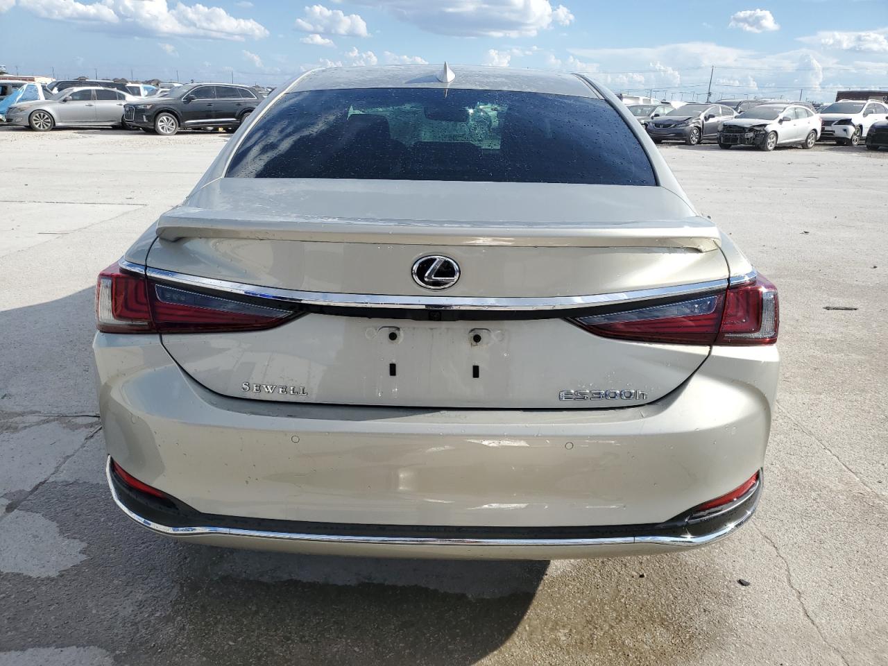 Lot #2943186421 2024 LEXUS ES 300H BA