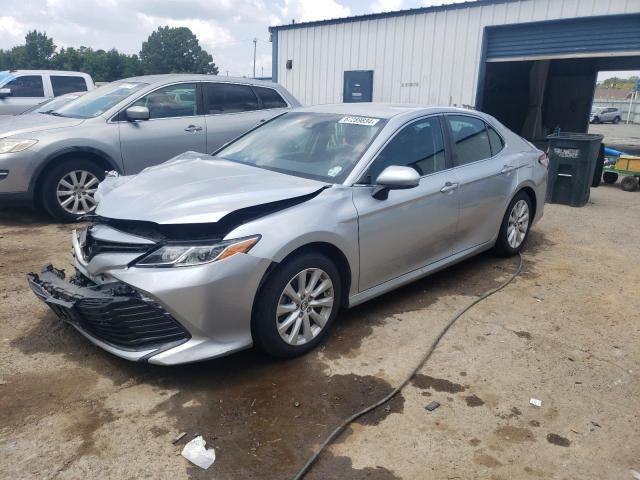 VIN 4T1B11HK4JU590369 2018 Toyota Camry, L no.1