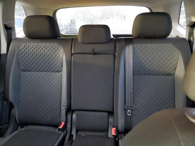 2018 VOLKSWAGEN TIGUAN S - 3VV0B7AX4JM031637