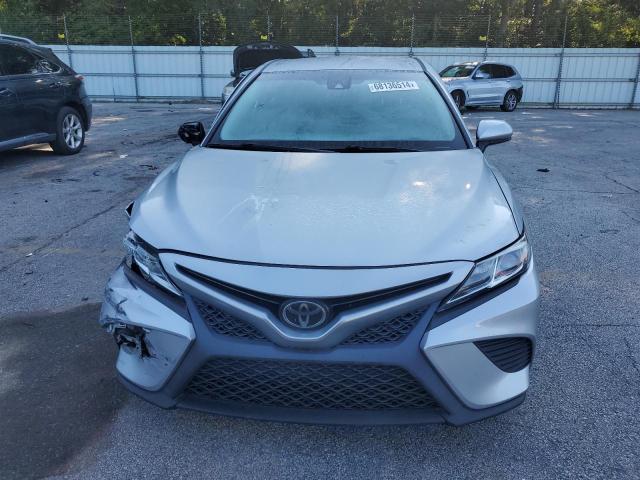 VIN 4T1B11HK4JU569313 2018 Toyota Camry, L no.5