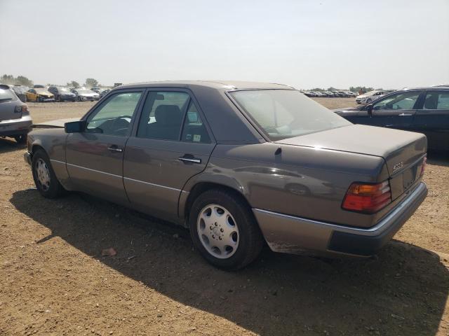 MERCEDES-BENZ 400 E 1993 silver  gas WDBEA34E7PB924913 photo #3