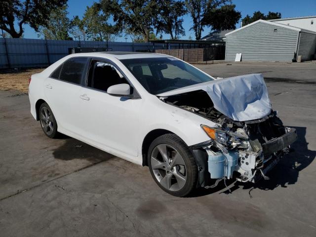 VIN 4T1BK1FK5EU537475 2014 Toyota Camry, SE no.4