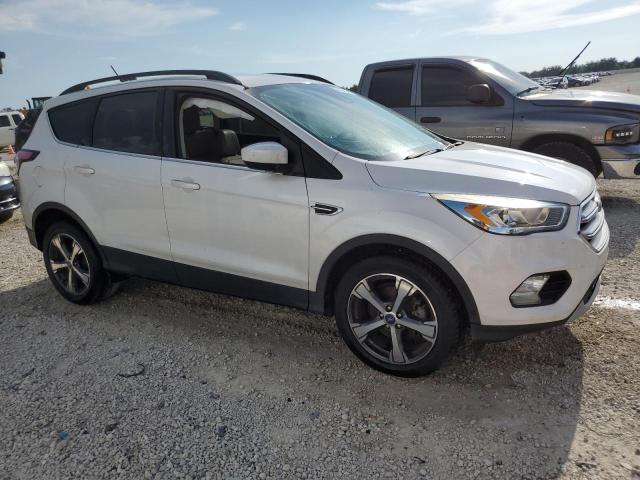Vin: 1fmcu0hd0jua52114, lot: 67256364, ford escape sel 20184