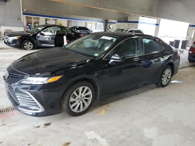 VIN 4T1C11AK0MU577217 2021 Toyota Camry, LE no.1