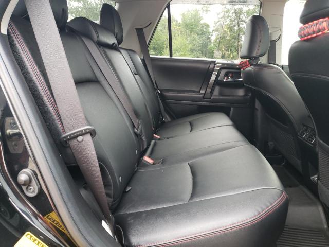 2022 TOYOTA 4RUNNER SR - JTERU5JR1N6005777