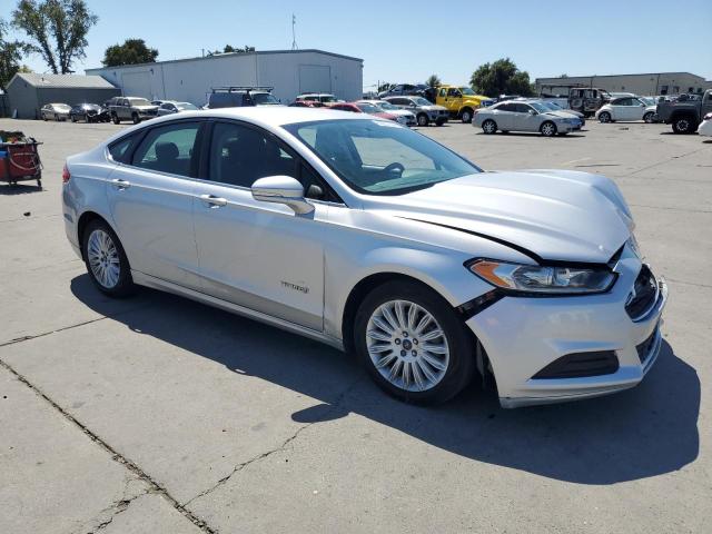 VIN 3FA6P0LUXFR163838 2015 Ford Fusion, Se Hybrid no.4