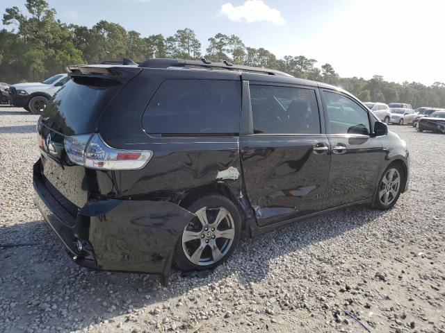 VIN 5TDXZ3DC4JS909593 2018 Toyota Sienna, SE no.3