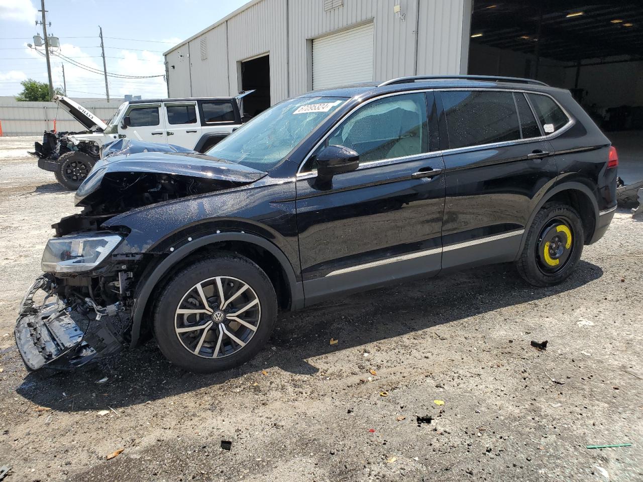 3VV3B7AX1MM127047 VOLKSWAGEN TIGUAN SE 2021
