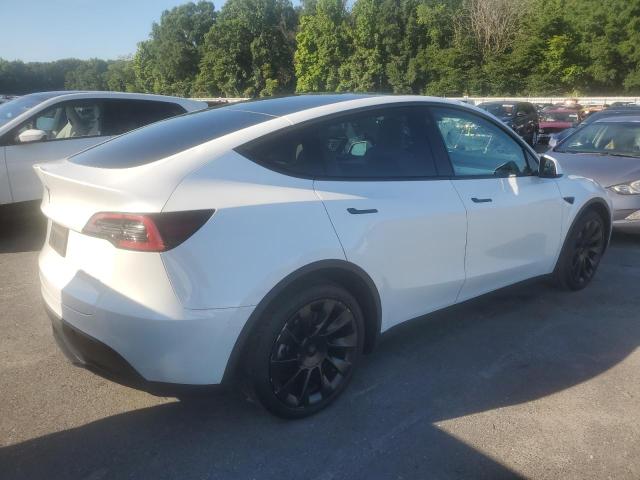 VIN 7SAYGAEEXPF664569 2023 Tesla MODEL Y no.3