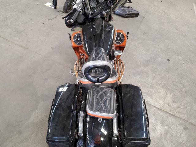 2011 HARLEY-DAVIDSON FLHXSE2 1HD1PZ815BB951043