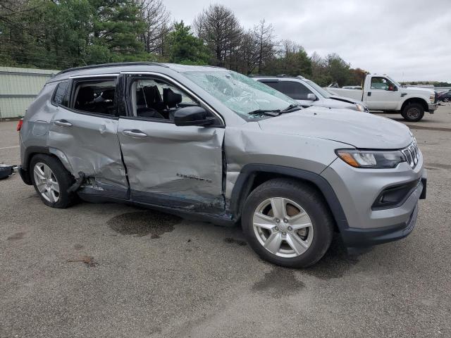 VIN 3C4NJDBB3NT108048 2022 Jeep Compass, Latitude no.4