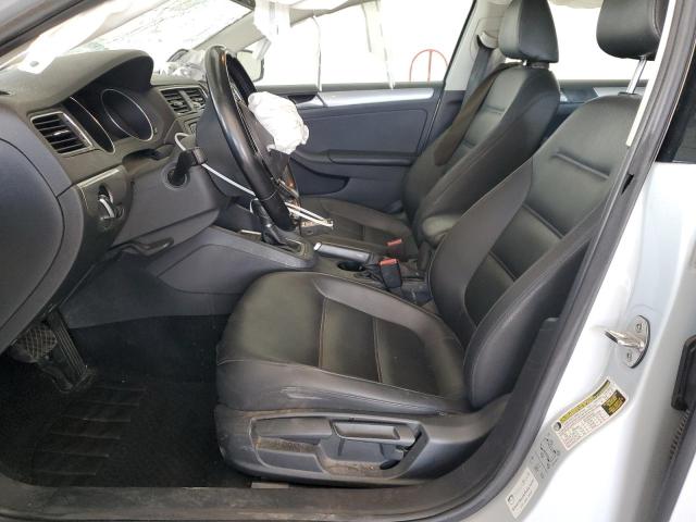 2018 VOLKSWAGEN JETTA SE - 3VWDB7AJ0JM240379