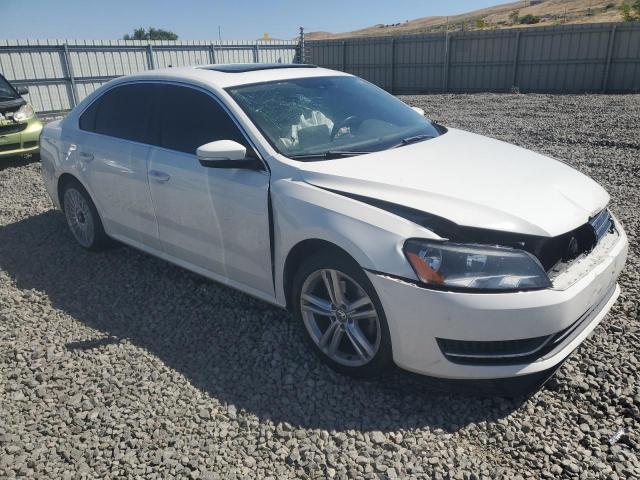 2015 VOLKSWAGEN PASSAT SE - 1VWBV7A30FC038568