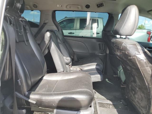 2017 TOYOTA SIENNA SE 5TDXZ3DCXHS863004