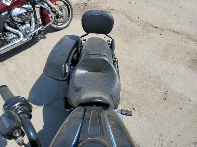 2018 HARLEY-DAVIDSON FLHX STREE - 1HD1KBC39JB676581
