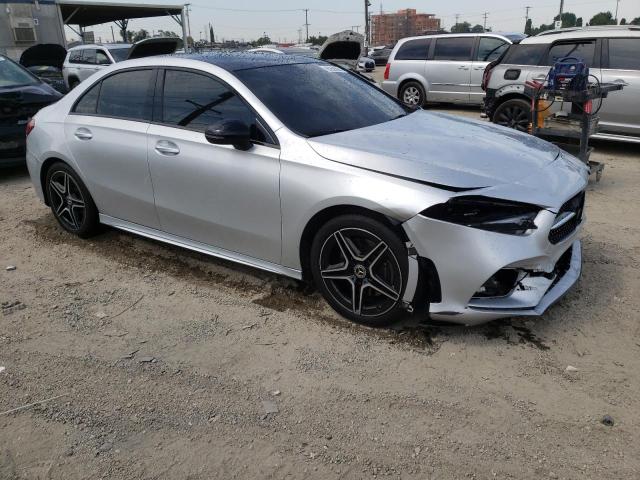 VIN WDD3G4EB6KW012458 2019 MERCEDES-BENZ A-CLASS no.4