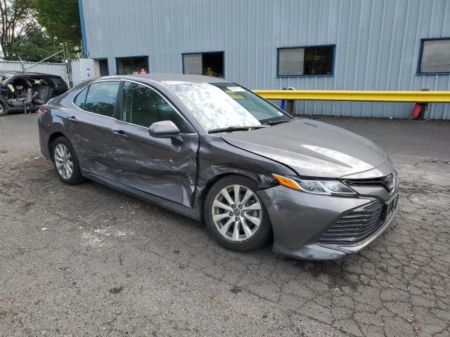 VIN 4T1B11HKXJU007271 2018 Toyota Camry, L no.4