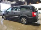 CHRYSLER TOWN & COU photo